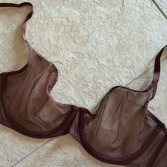 SKIMS mesh bra - Picture 4 of 5